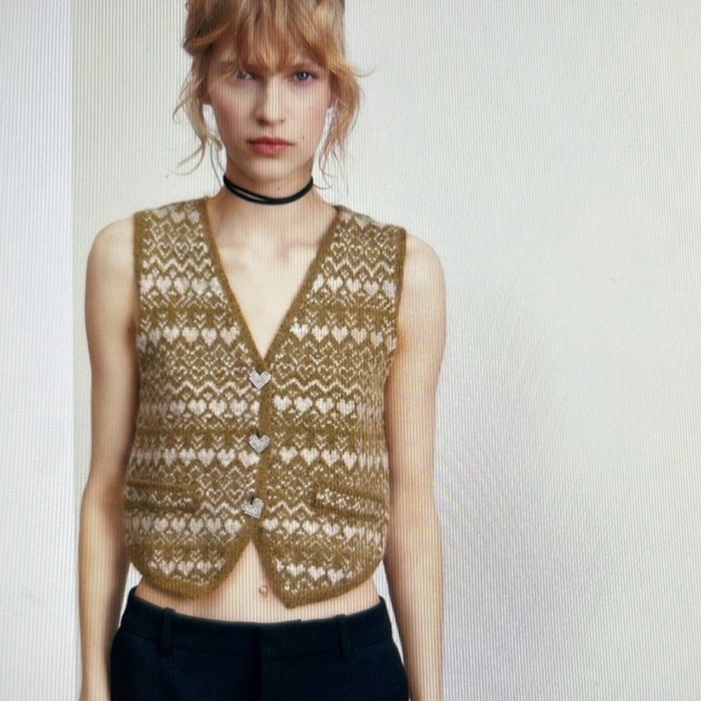 Zara Rhinestone Heart sweater Vest size Small